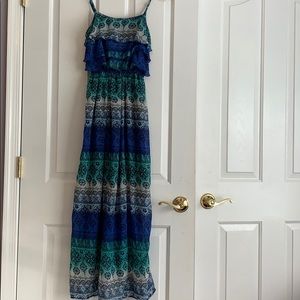 Juniors Beautiful Maxi Dress!